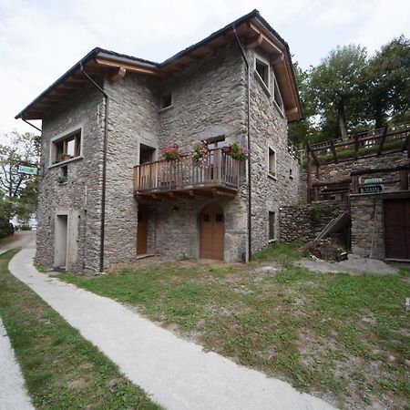 Agriturismo L'Eco モルベーニョ エクステリア 写真